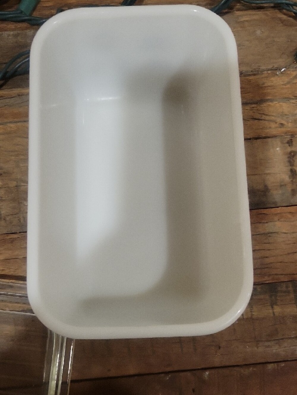 Vintage #0502 Pyrex Early American Refrigerator Dish with Brown Kitchen Motif - Picture 7 of 12